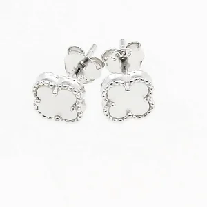 Srebrne kolczyki koniczynki z masą perłową na sztyft