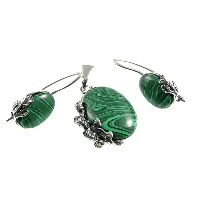 Elegancki srebrny wisiorek malachit z różyczką