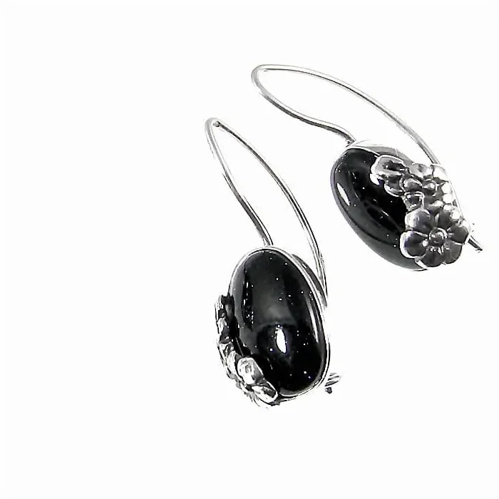 Eleganckie srebrne kolczyki noc Kairu z kwiatuszkami