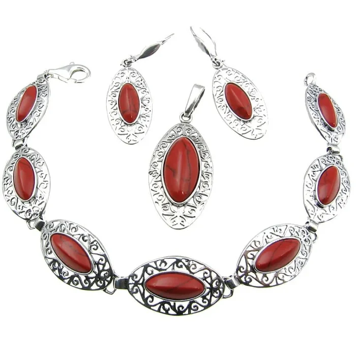 Oryginalny wisiorek srebrny z koralem