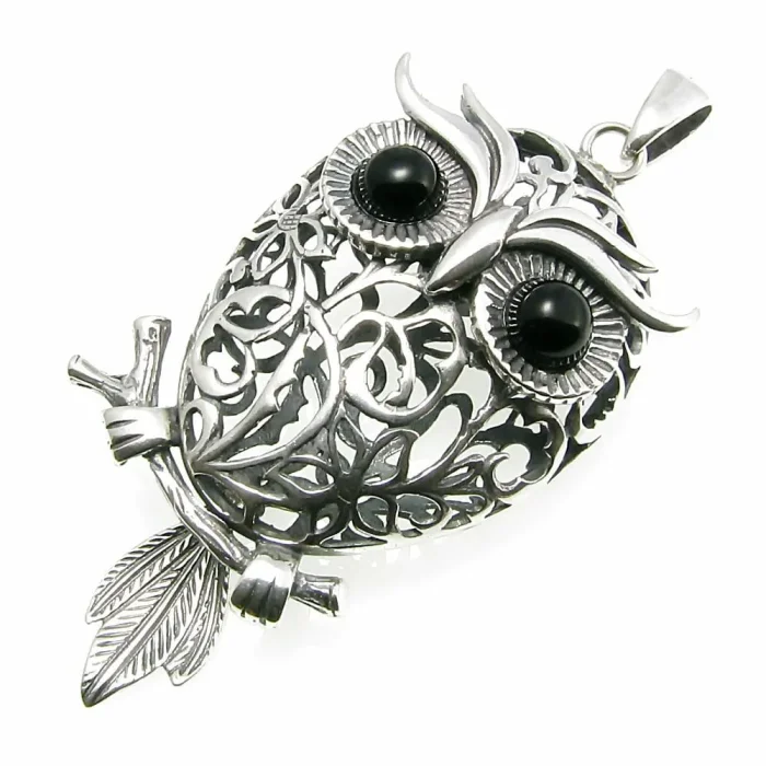 Piękny duży srebrny wisiorek Sowa z onyksami