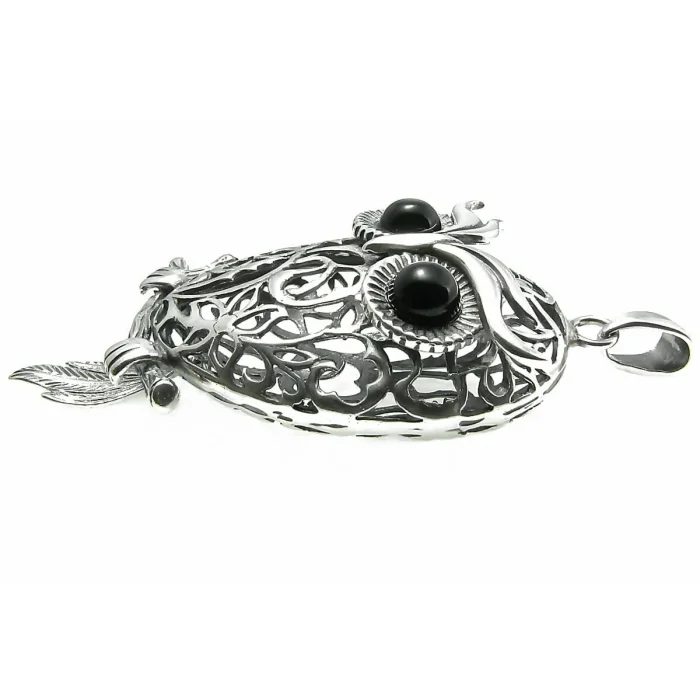 Piękny duży srebrny wisiorek Sowa z onyksami