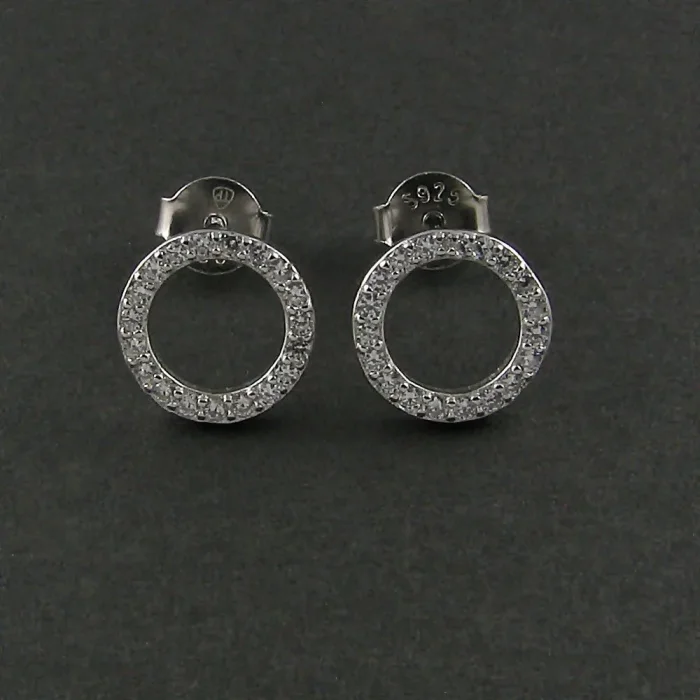 Srebrne kolczyki kółeczka z białymi kryształkami