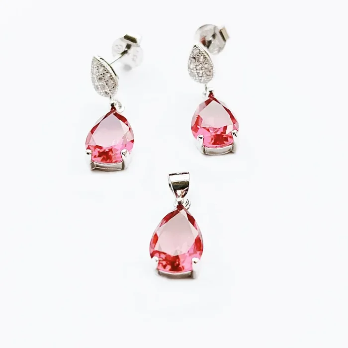 Srebrne kolczyki z różowymi cyrkoniami