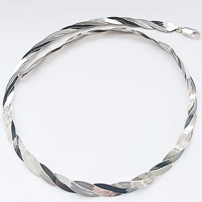 Srebrny damski naszyjnik warkocz biało czarny