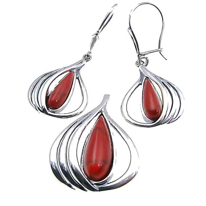 Wisiorek srebrny z koralem